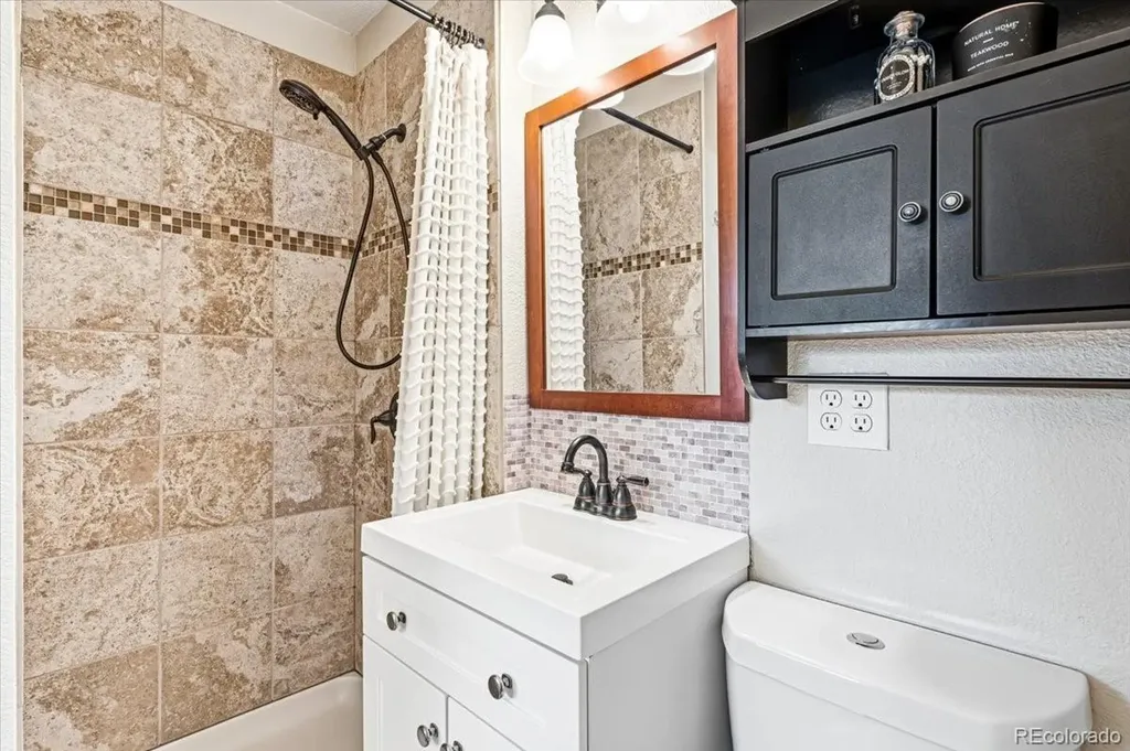 6960 W 4th Avenue Lakewood CO 80226