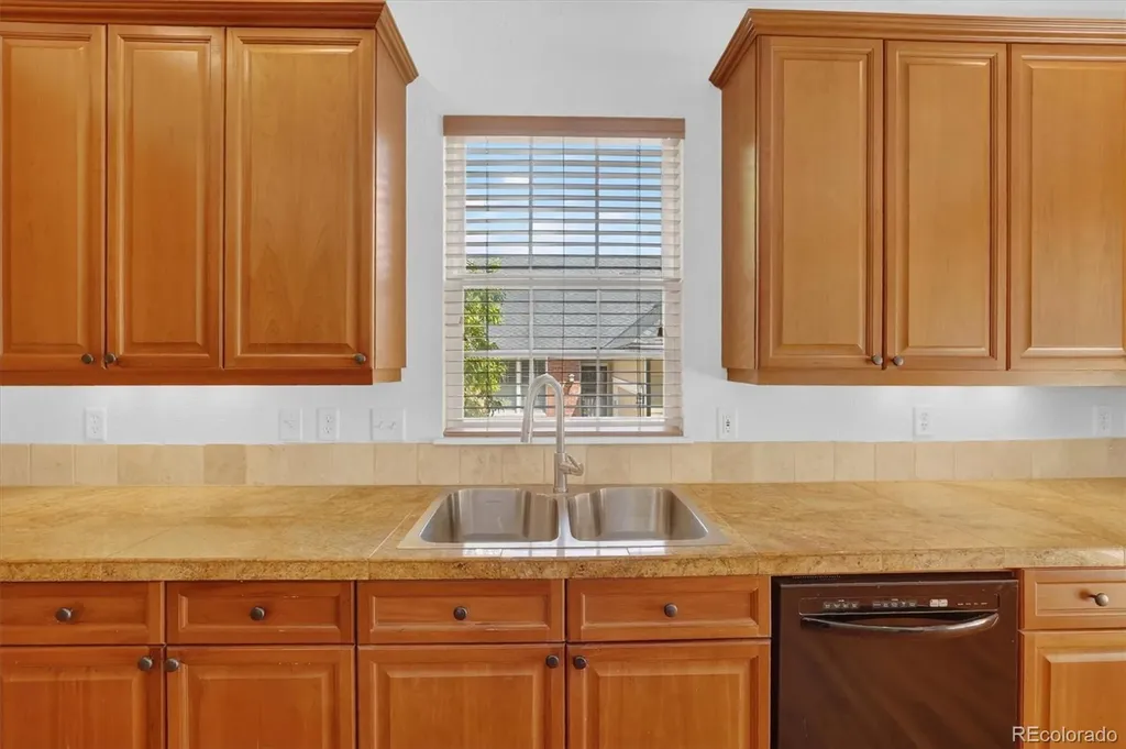 7622 E 6th Place Denver CO 80230