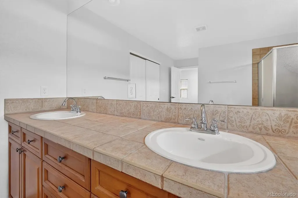 7622 E 6th Place Denver CO 80230