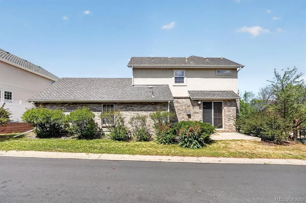 7622 E 6th Place Denver CO 80230