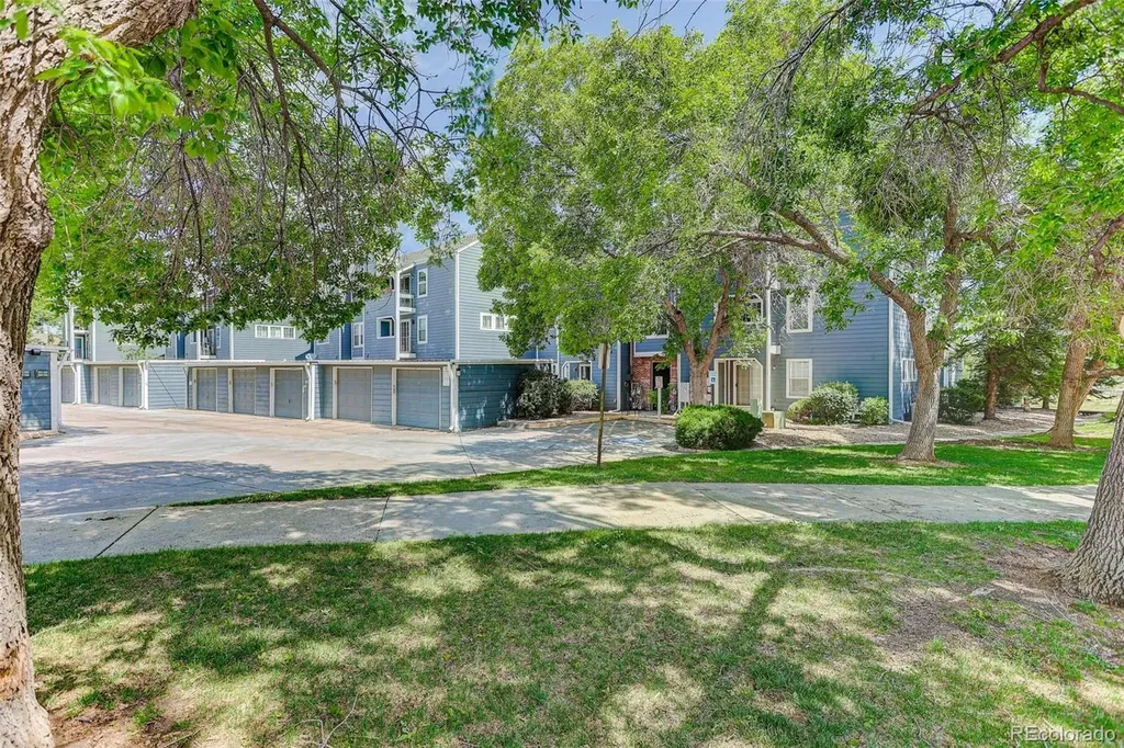 11193 Alcott Street Denver CO 80234