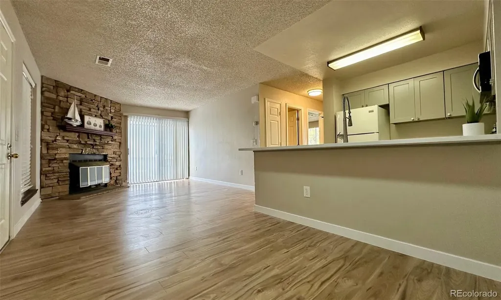 4460 S Pitkin Street Aurora CO 80015