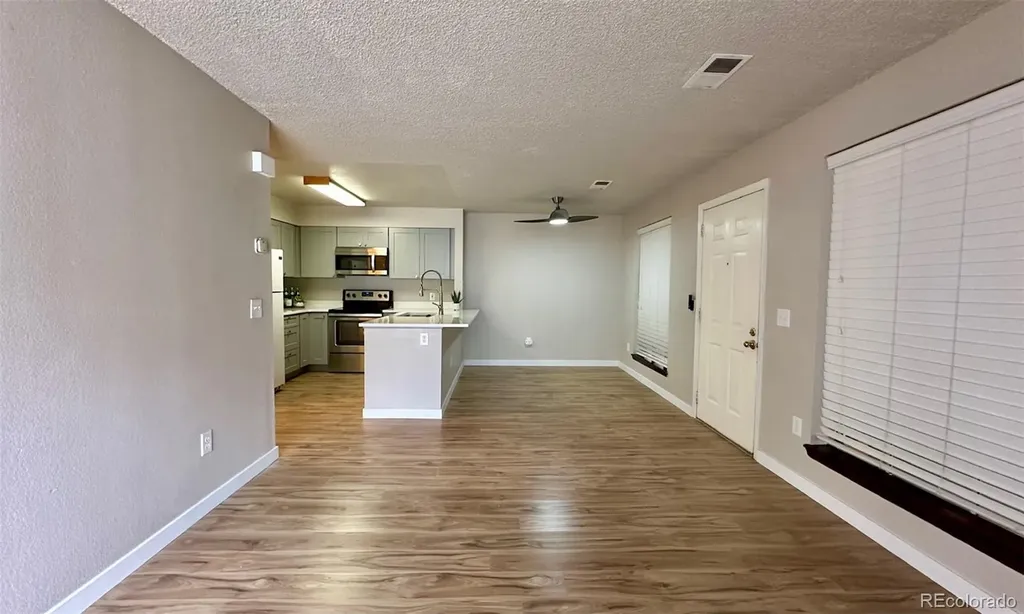 4460 S Pitkin Street Aurora CO 80015