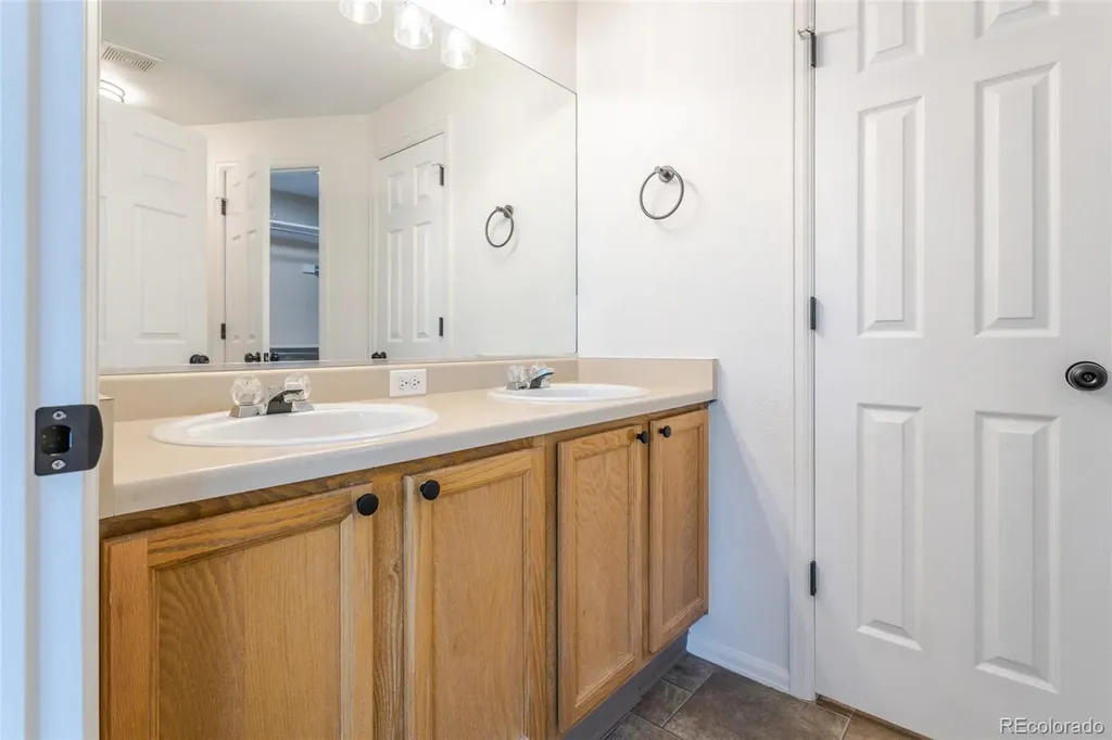 3811 E 138th Place Thornton CO 80602