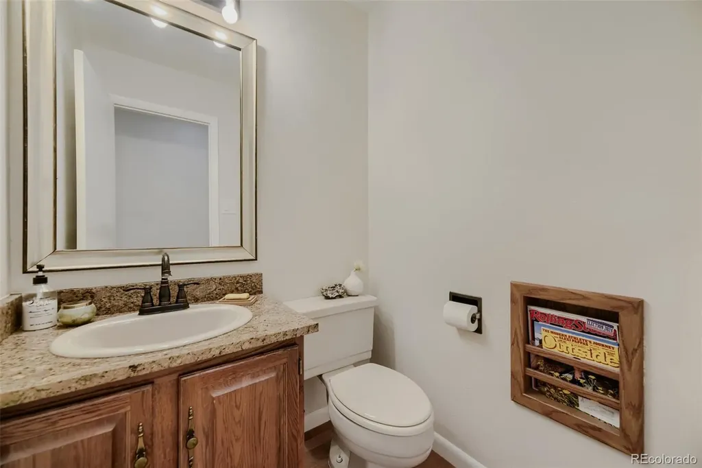 1909 S Kipling Street Lakewood CO 80227