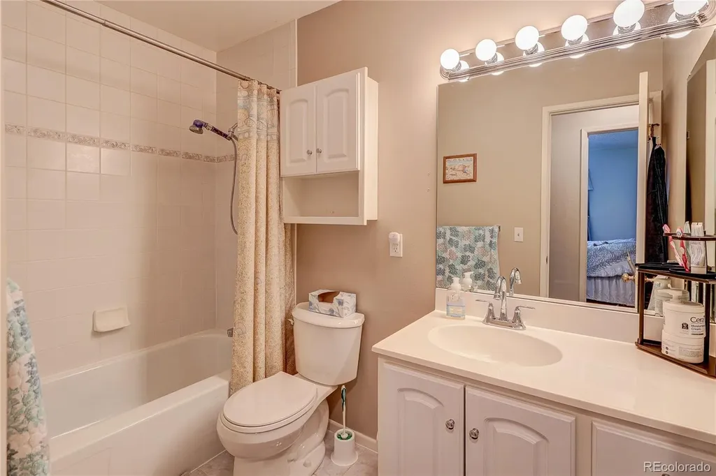 7202 W Cedar Circle Lakewood CO 80226