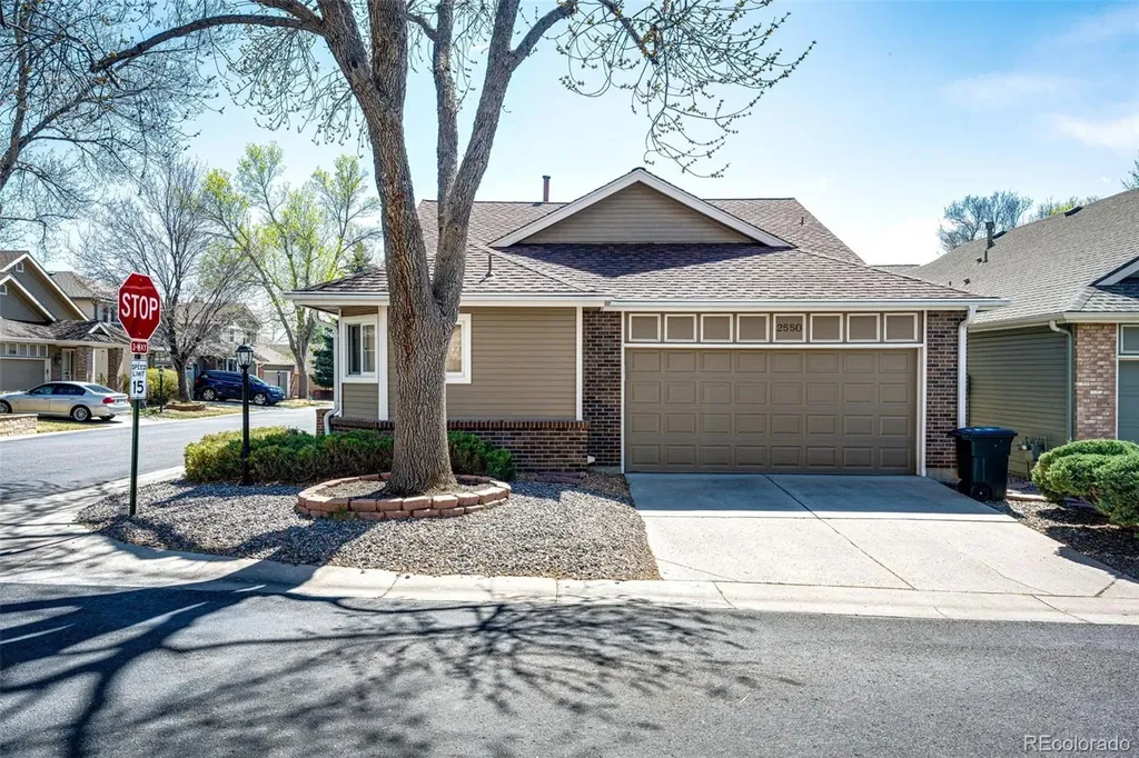 2550 S Iris Street Lakewood CO 80227