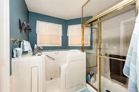 2550 S Iris Street Lakewood CO 80227