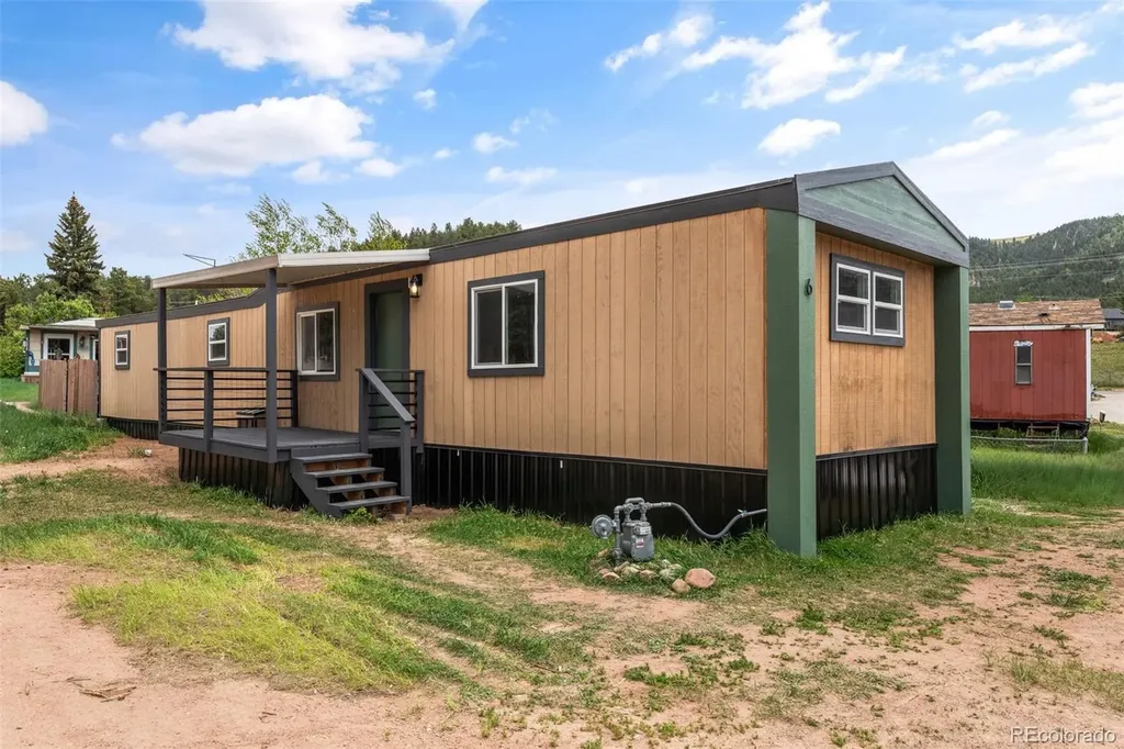 19570 E Us Highway 24 Woodland Park CO 80863