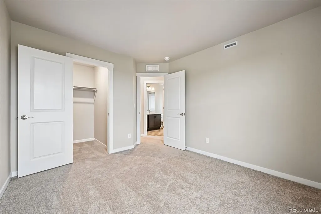 5421 N Eaton Park Way Aurora CO 80019