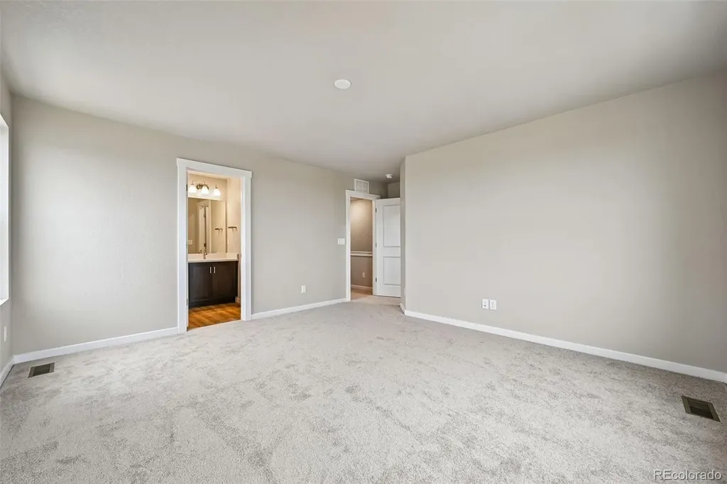 5421 N Eaton Park Way Aurora CO 80019