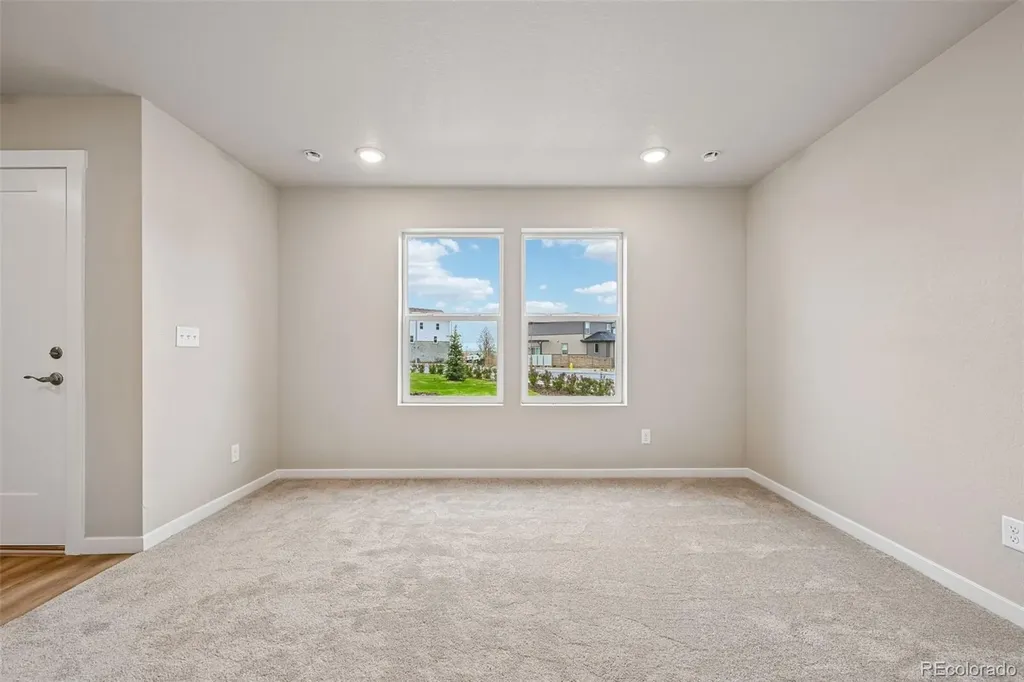 5421 N Eaton Park Way Aurora CO 80019