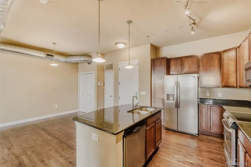 10111 Inverness Main Street Englewood CO 80112