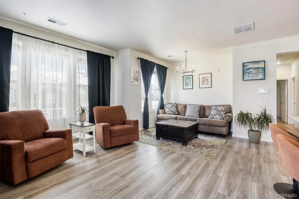 5745 S Buchanan Court Aurora CO 80016