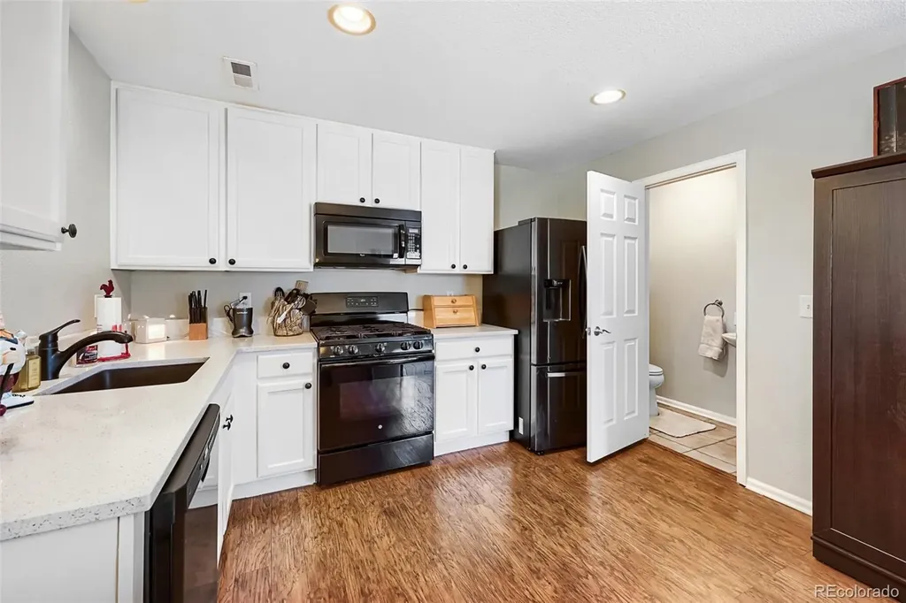 7846 S Kittredge Circle Englewood CO 80112