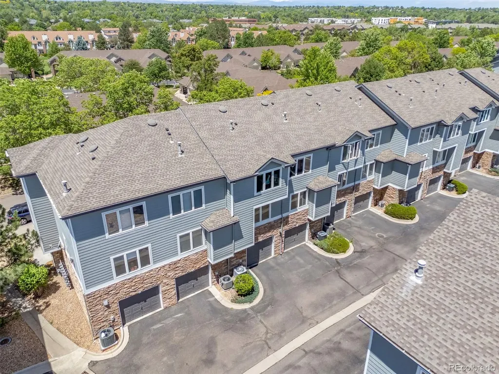 2765 W Riverwalk Circle Littleton CO 80123