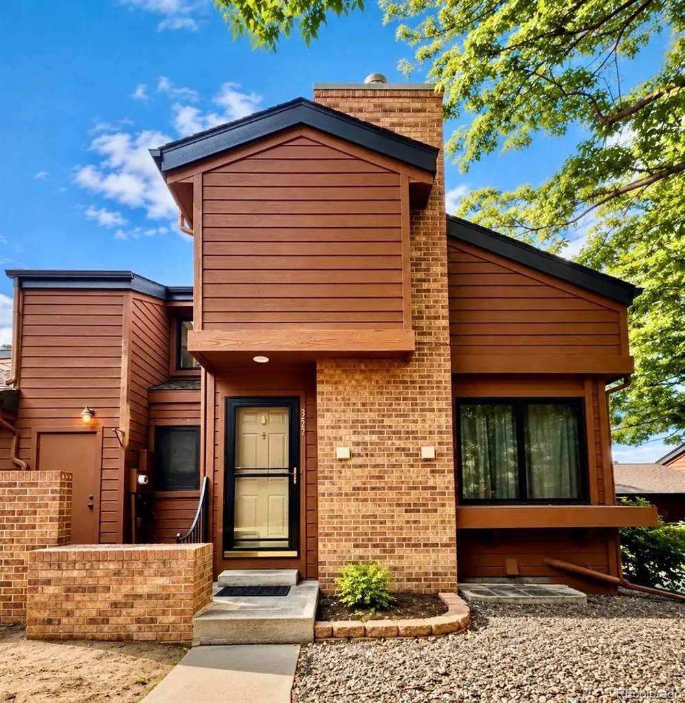 2685 S Dayton Way Denver CO 80231