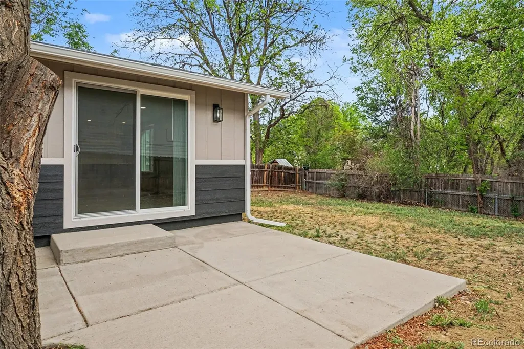 19 Placer Avenue Longmont CO 80504