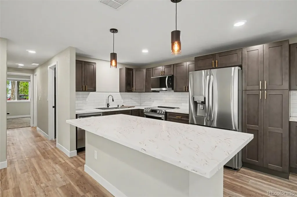 19 Placer Avenue Longmont CO 80504