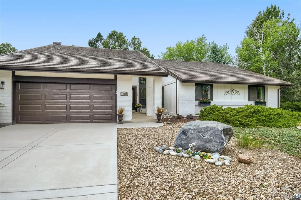 Aurora CO, 15896 E Saratoga Place