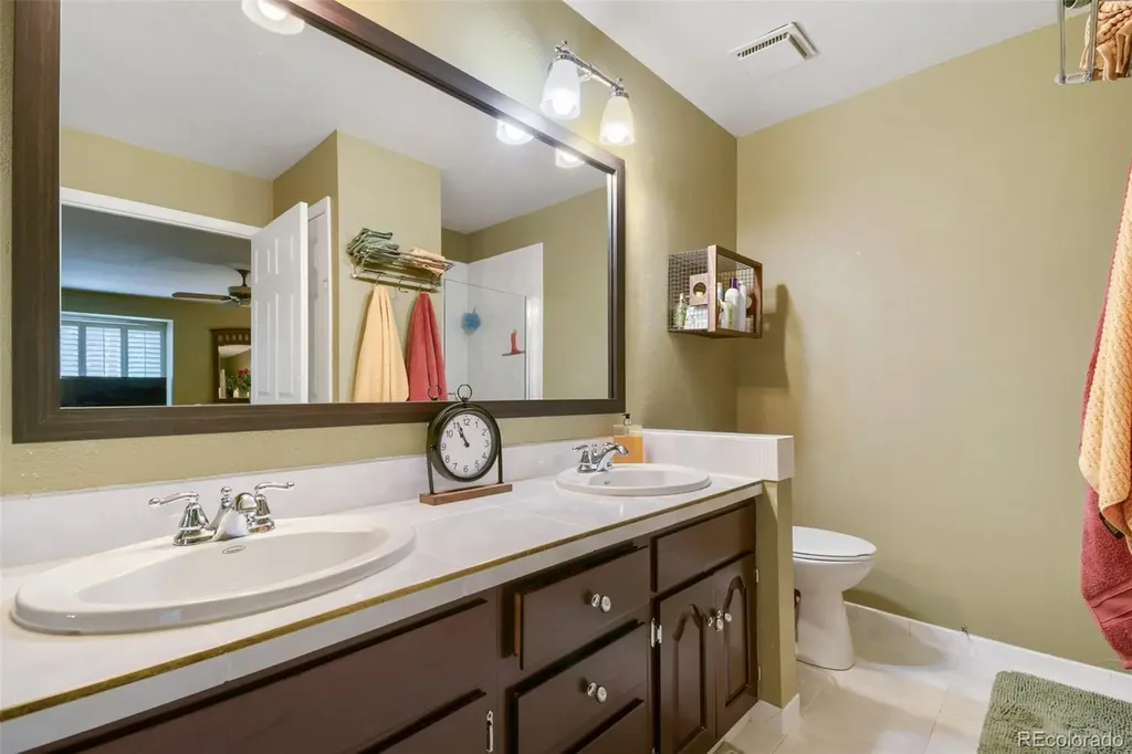 15896 E Saratoga Place Aurora CO 80015