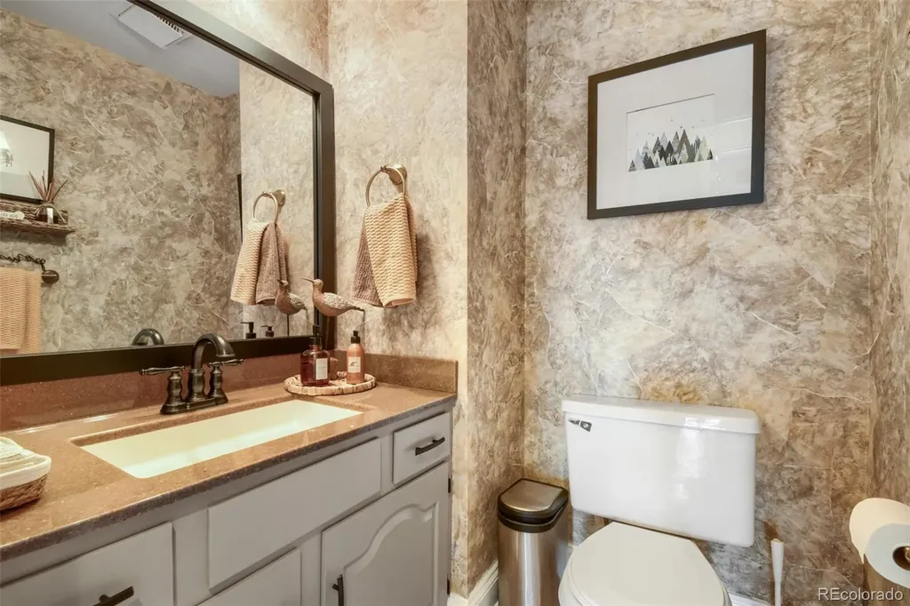15896 E Saratoga Place Aurora CO 80015