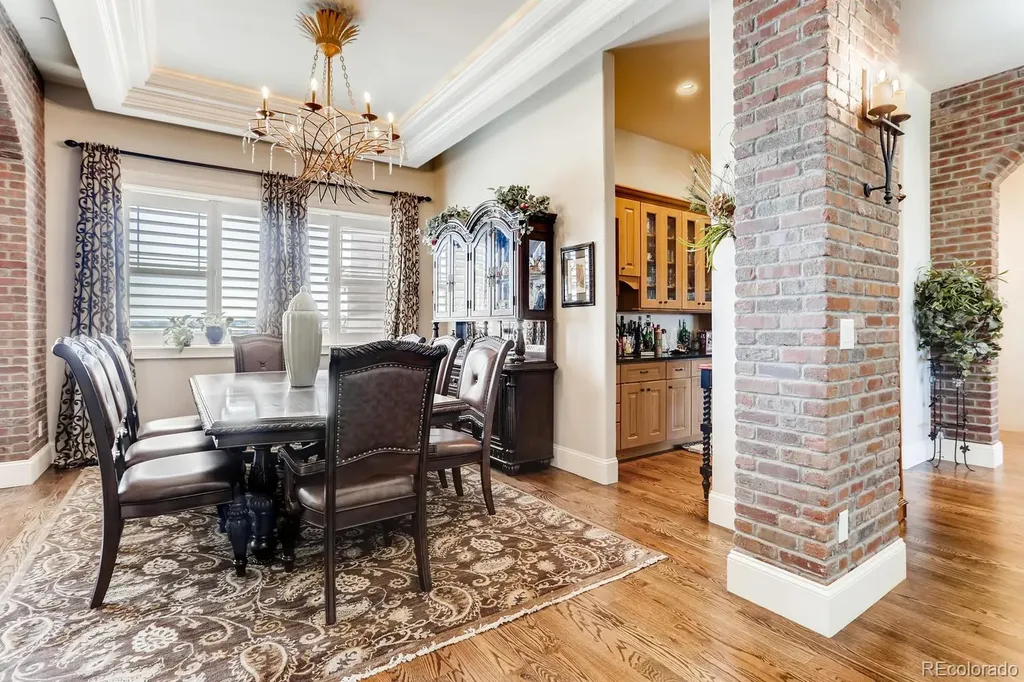 6963 S Espana Way Aurora CO 80016