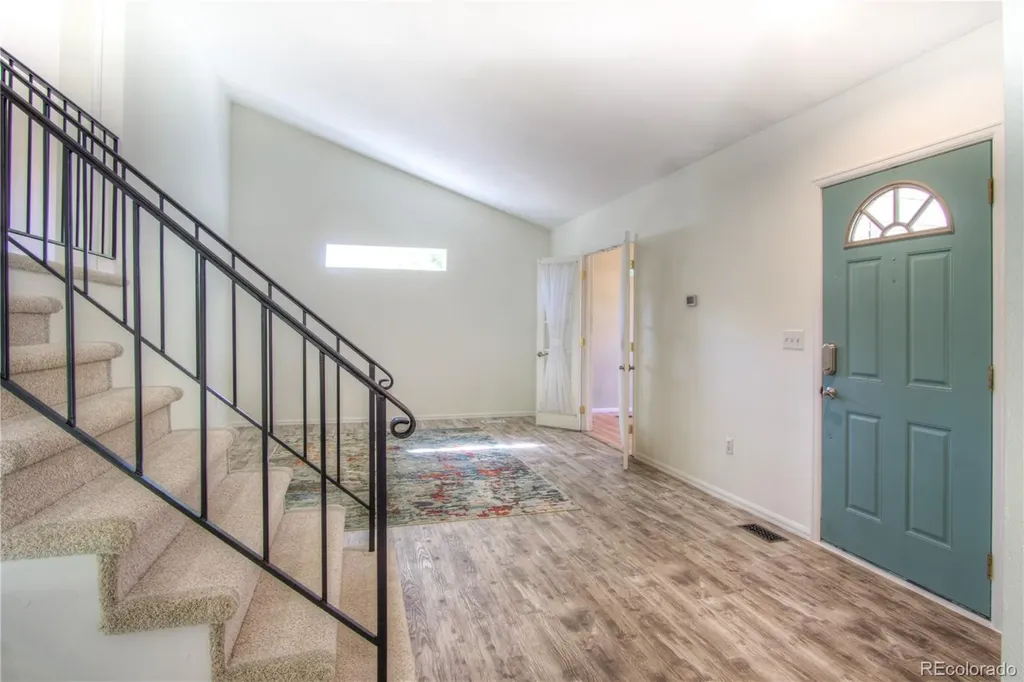 8707 W Glasgow Place Littleton CO 80128