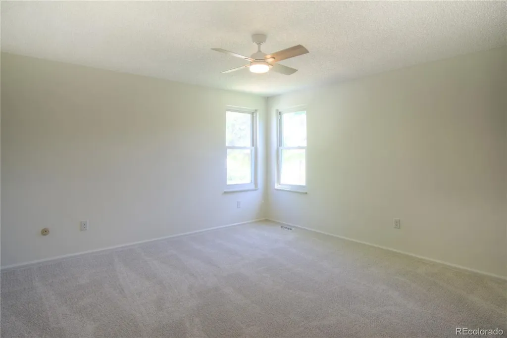 8707 W Glasgow Place Littleton CO 80128