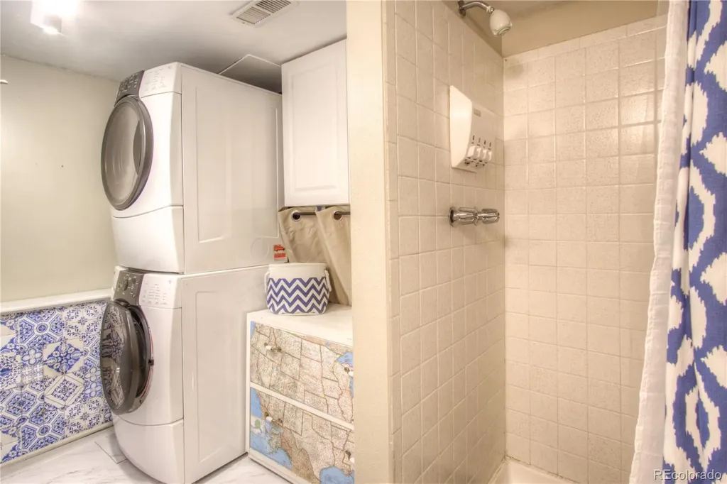 8707 W Glasgow Place Littleton CO 80128