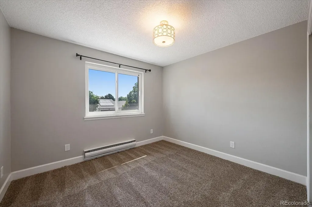 923 S Ouray Street Aurora CO 80017
