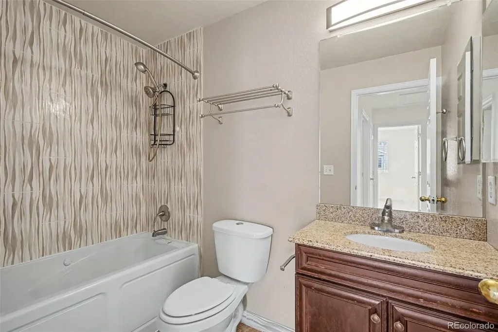 5535 S Quemoy Circle Aurora CO 80015