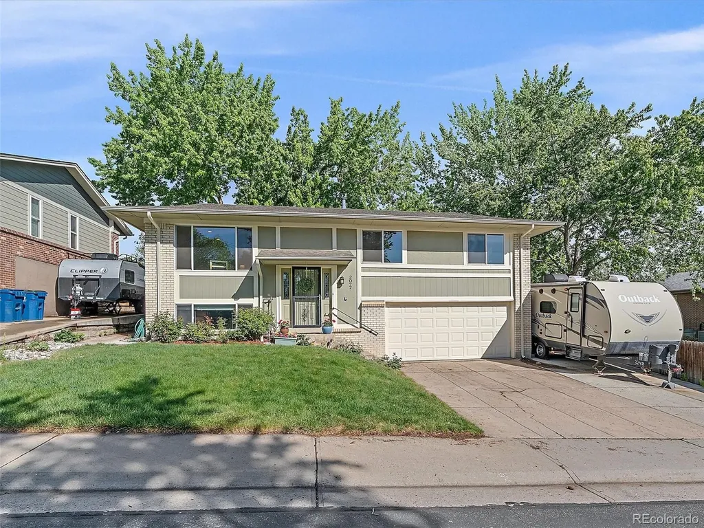 2077 S Xenon Street Lakewood CO 80228