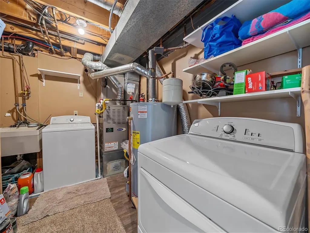 2077 S Xenon Street Lakewood CO 80228