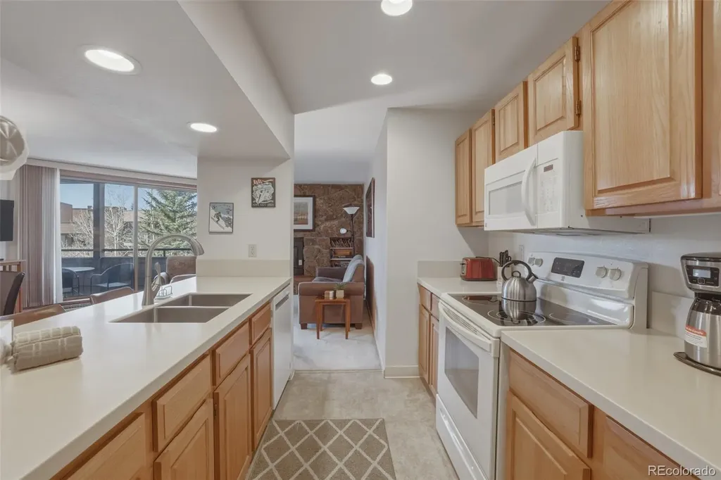 200 E La Bonte Street Dillon CO 80435