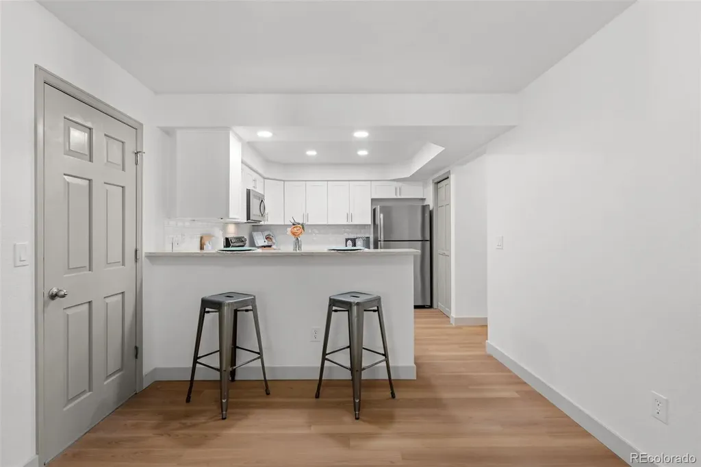 1408 E Nichols Circle Centennial CO 80122