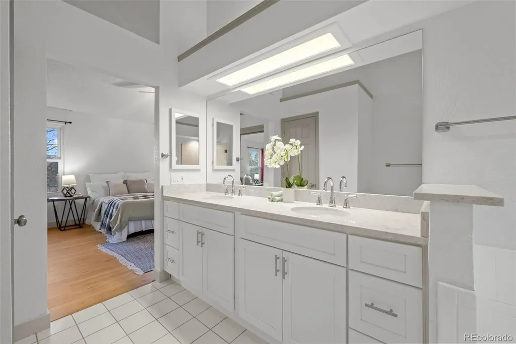 1408 E Nichols Circle Centennial CO 80122