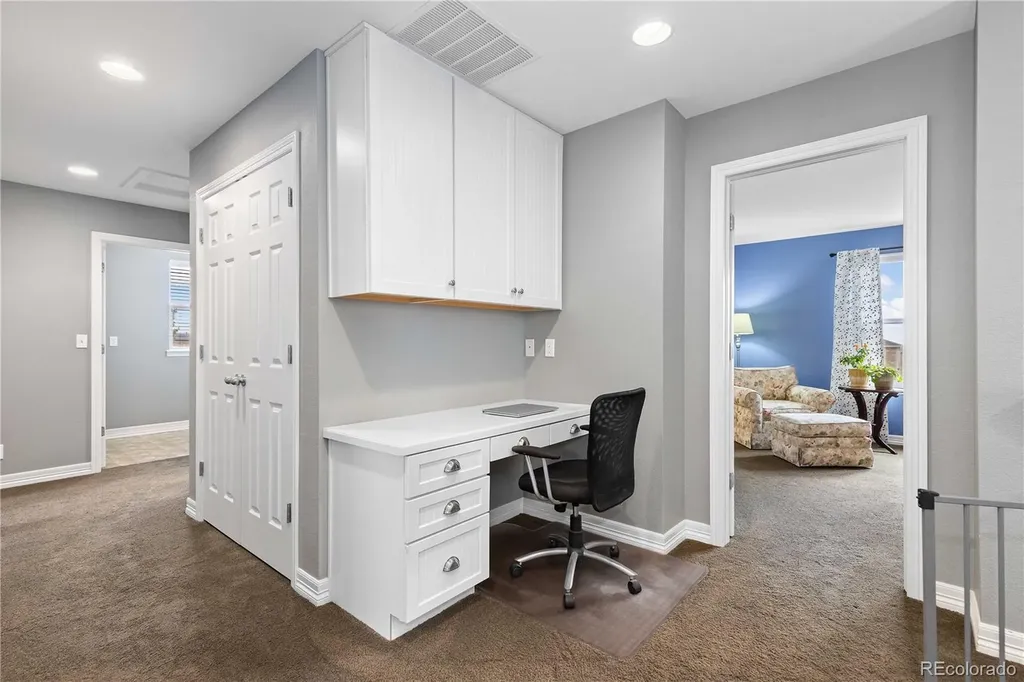 5290 Raritan Way Denver CO 80221