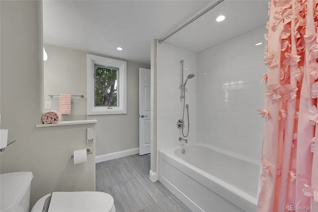 2558 Premier Place Boulder CO 80304
