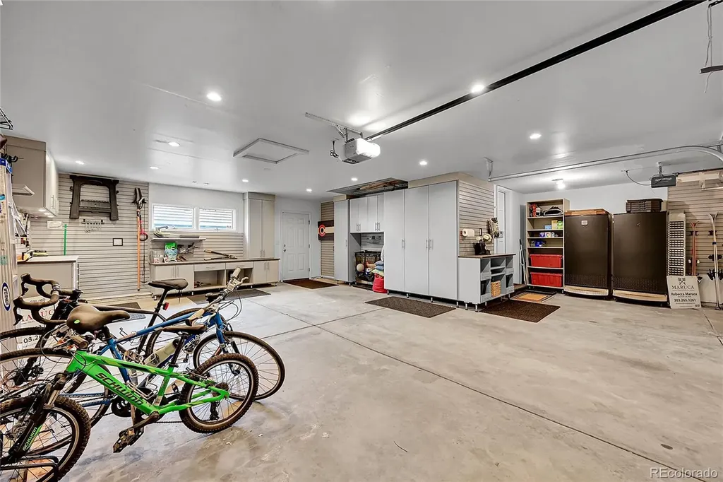 2558 Premier Place Boulder CO 80304