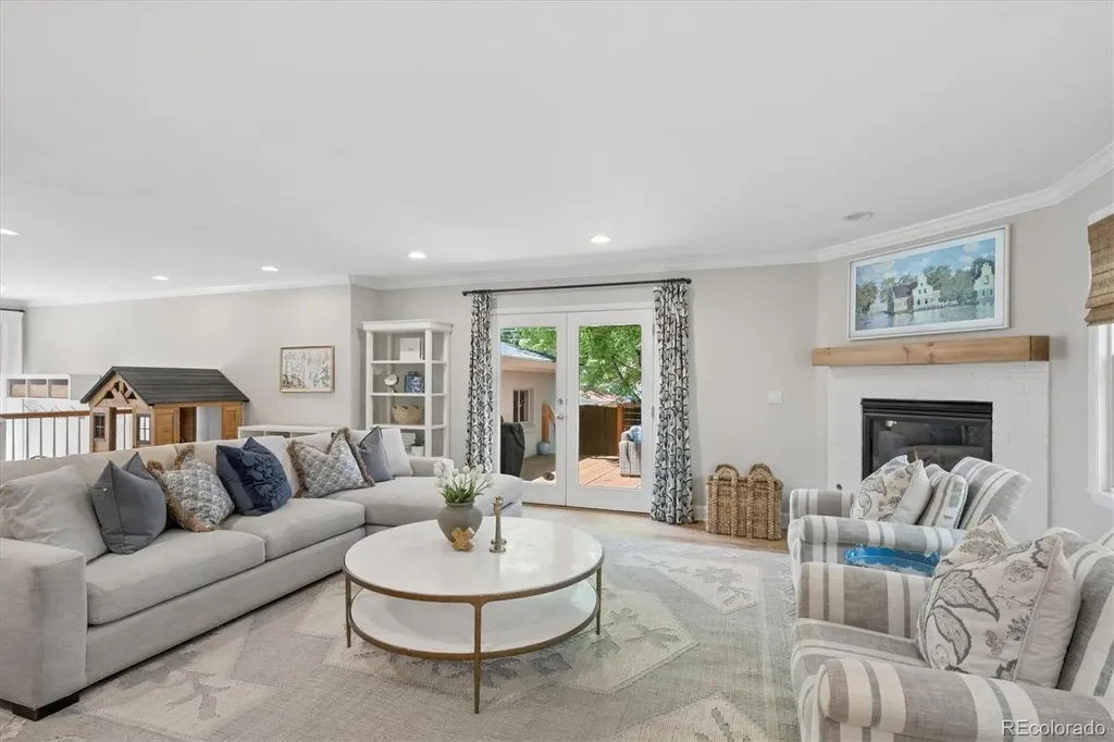 575 S High Street Denver CO 80209