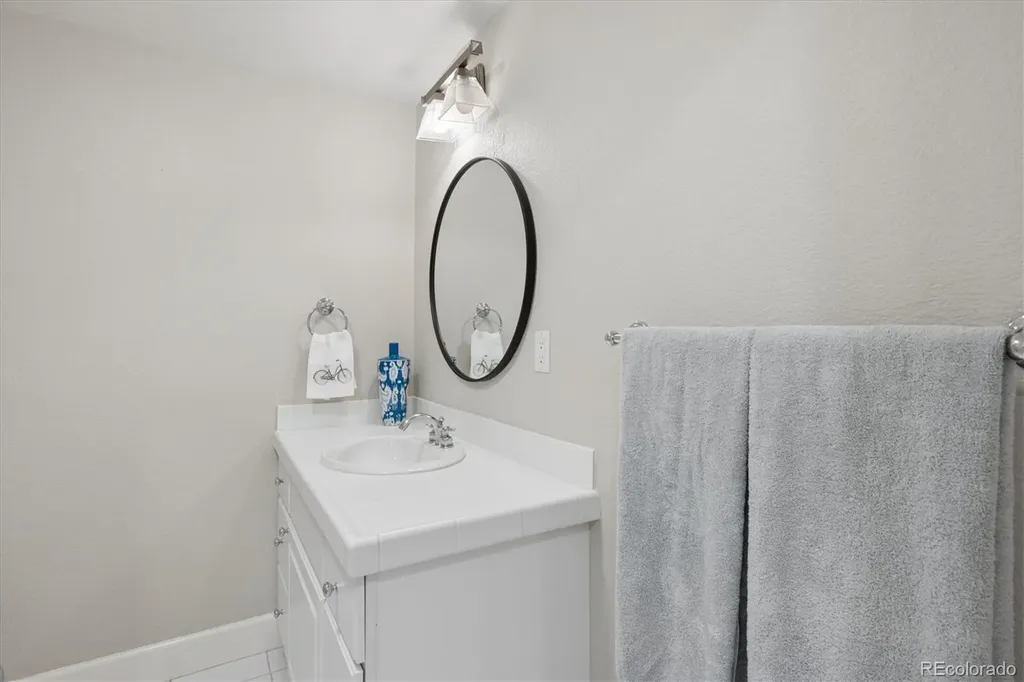 575 S High Street Denver CO 80209