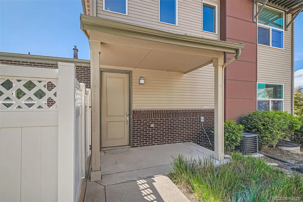 11251 Colony Circle Broomfield CO 80021