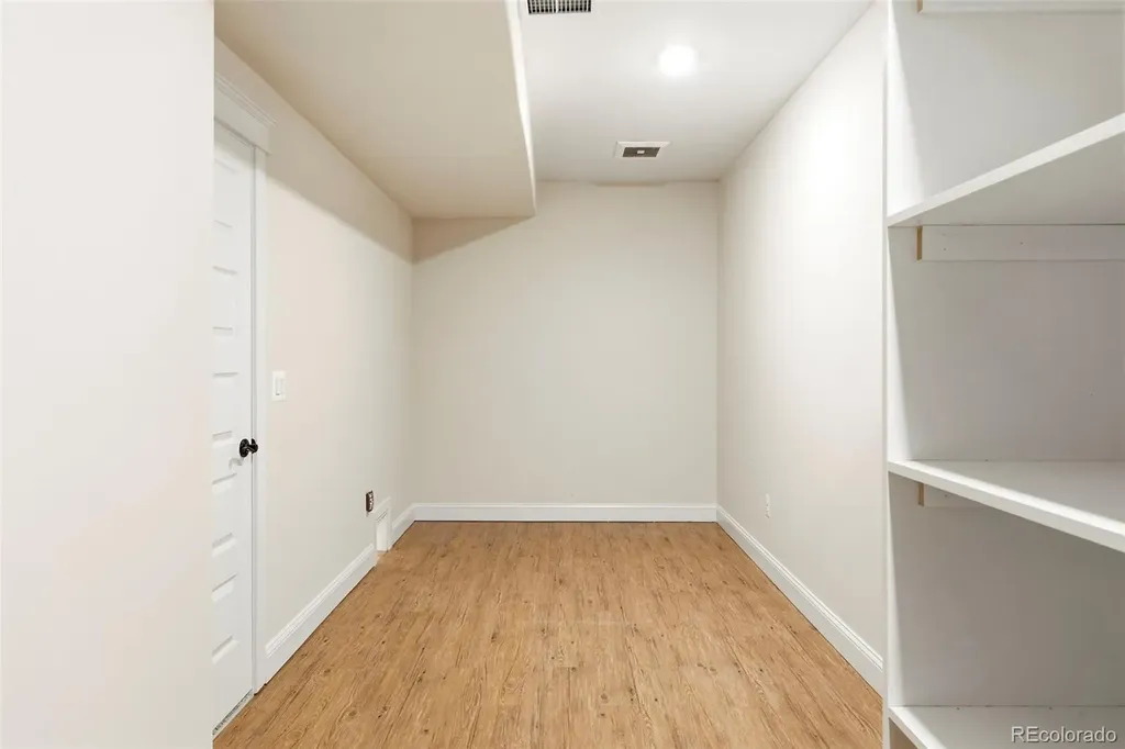 9427 E 51st Drive Denver CO 80238