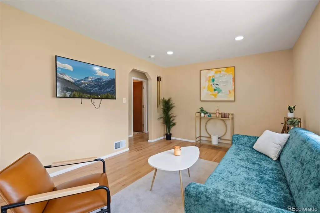 1055 S Bryant Street Denver CO 80219