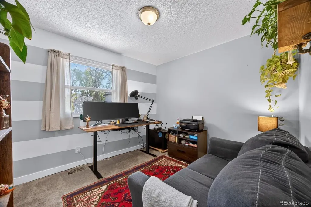 5560 Wheeling Street Denver CO 80239