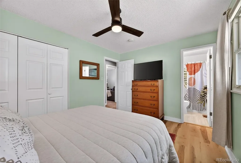 5560 Wheeling Street Denver CO 80239