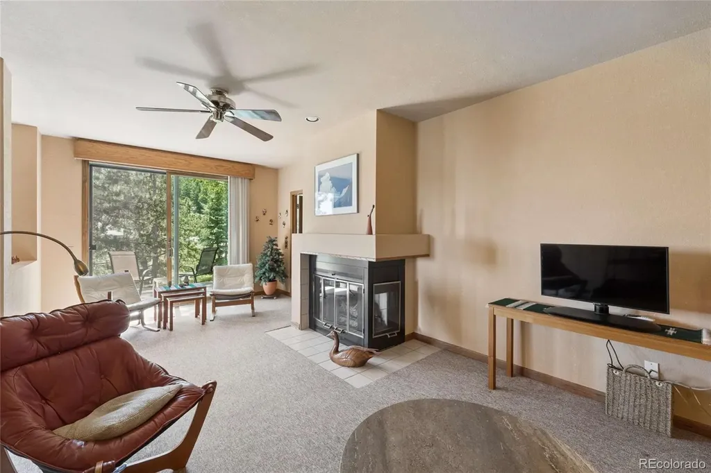 752 Ridgeside Drive Golden CO 80401