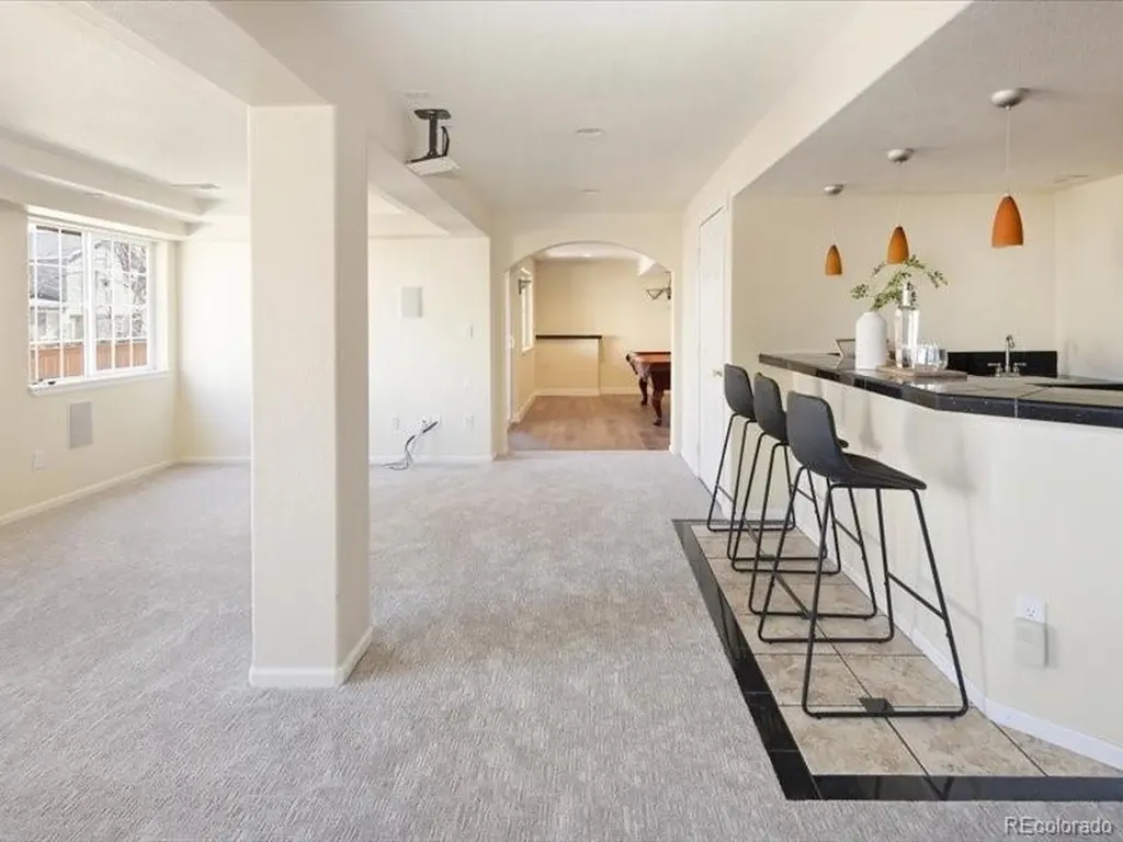 10048 Brisbane Way Highlands Ranch CO 80130