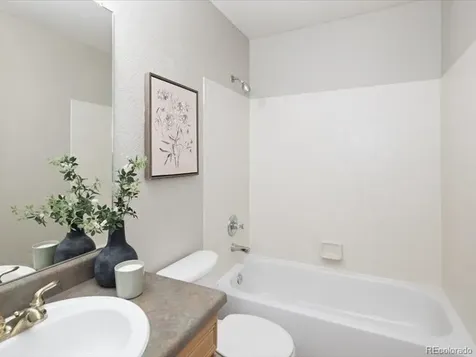 10048 Brisbane Way Highlands Ranch CO 80130